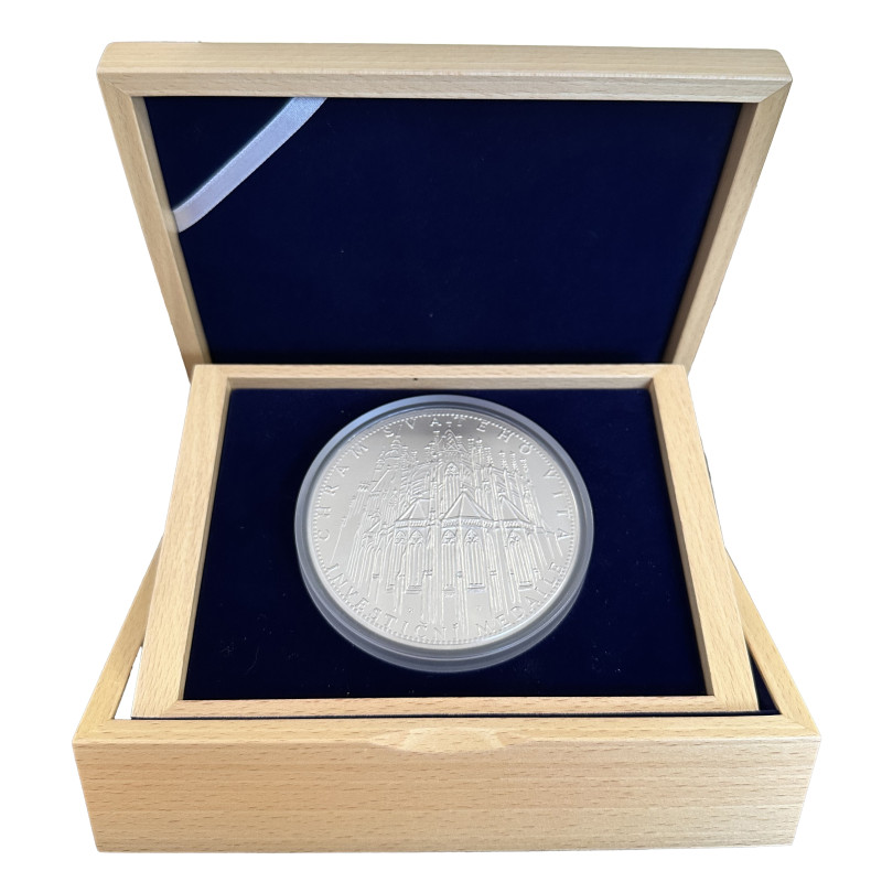 Platinová medaila 500 g Chrám Sv. Víta